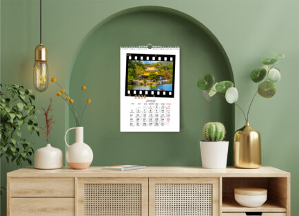 Névnapos 12 lapos fali naptár (21x30 cm) fekvő képekhez
