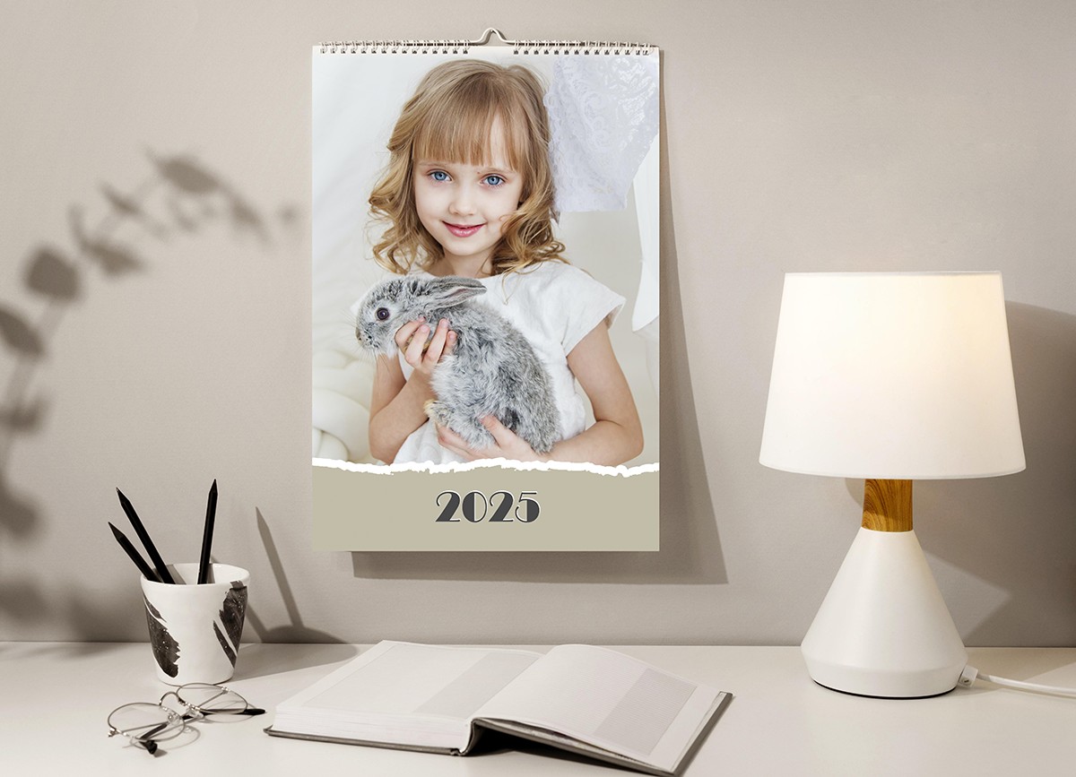 Névnapos fali naptárak